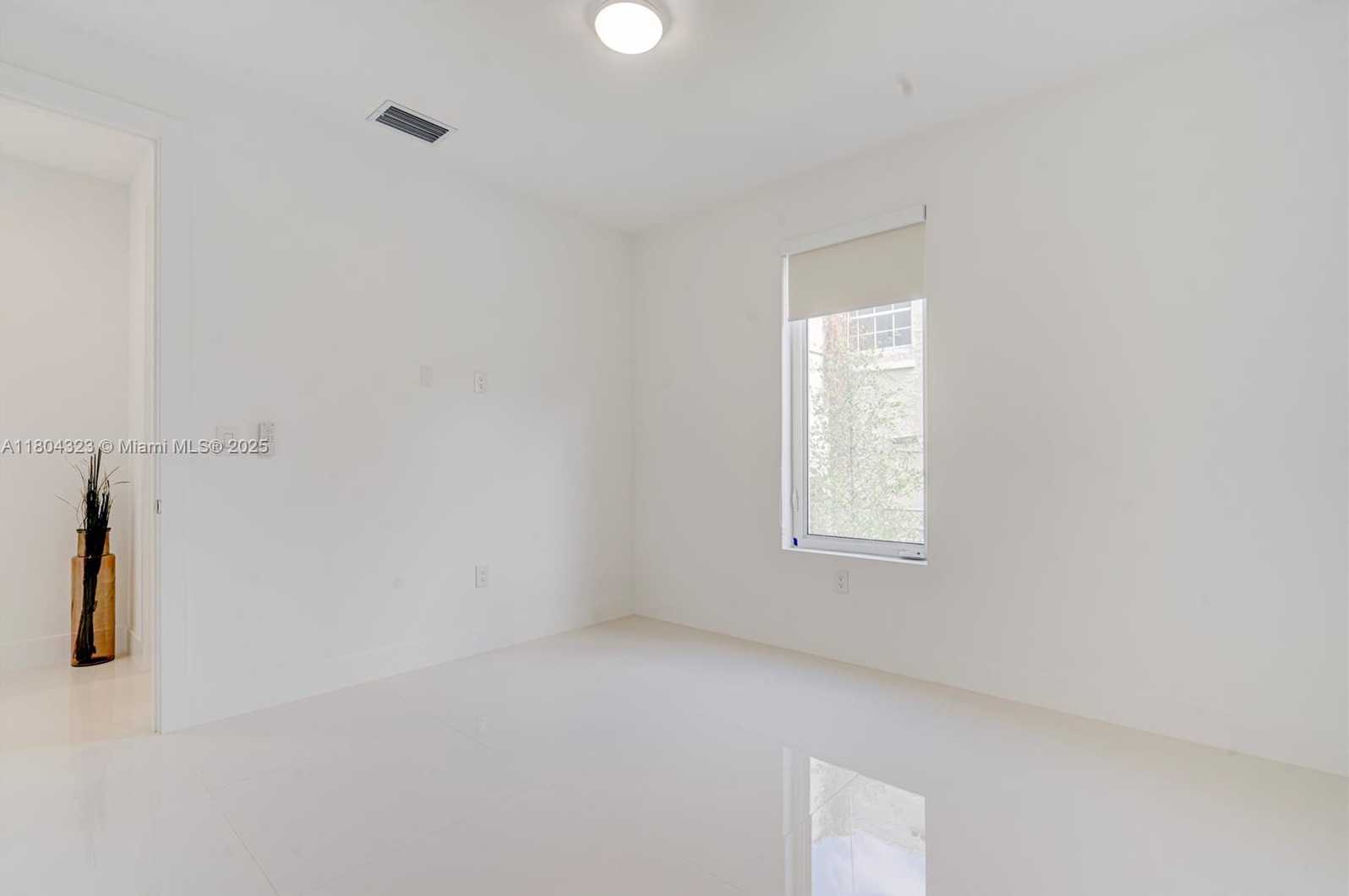 Small Image of 1805 NORTH WEST 22ND CT #2, Miami Number 34
