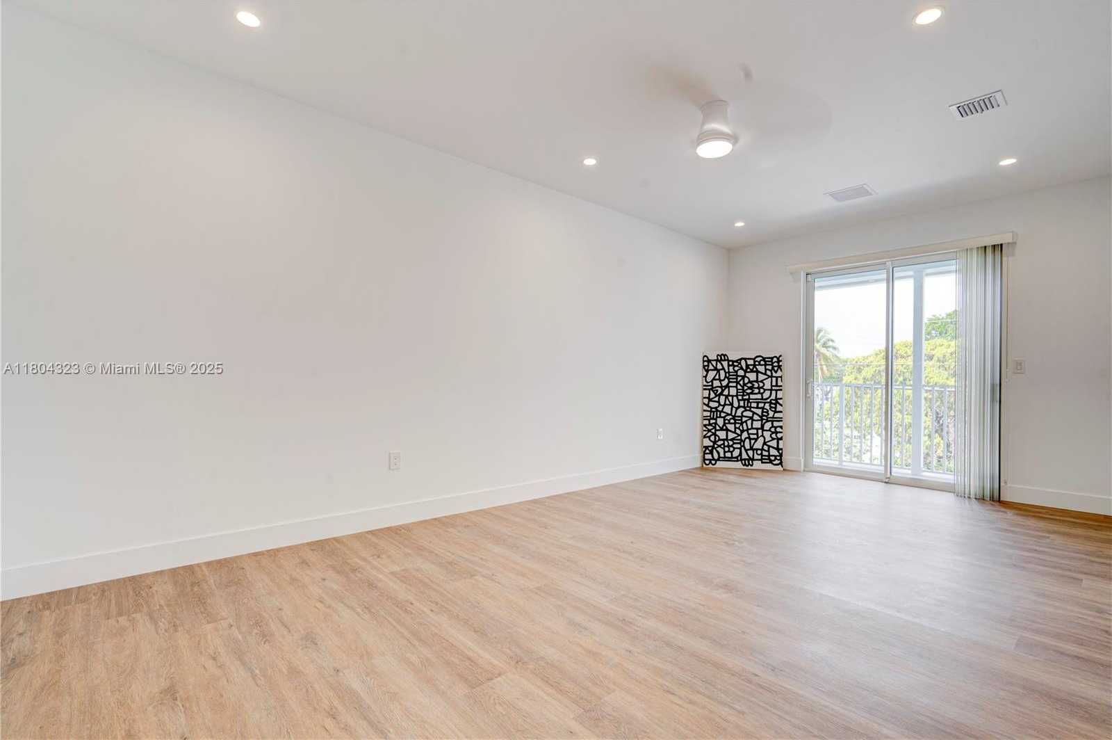 Small Image of 1805 NORTH WEST 22ND CT #2, Miami Number 39
