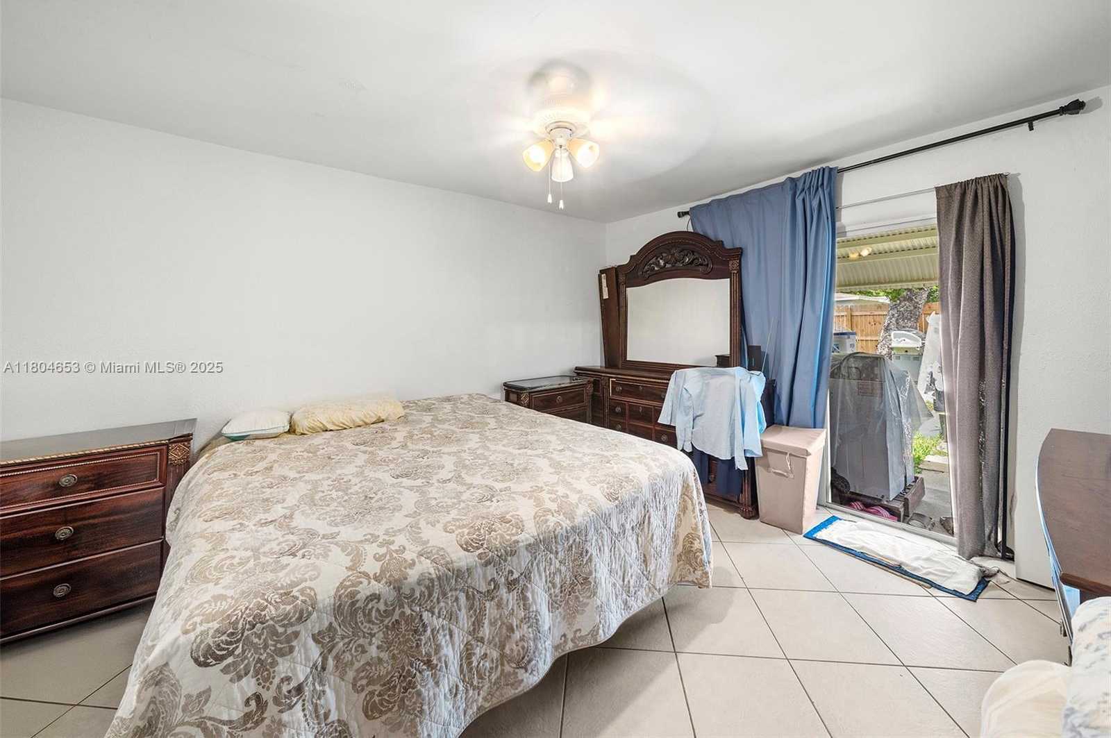 Small Image of 504 SOUTH WEST 5TH AVE, Hallandale Beach Number 13