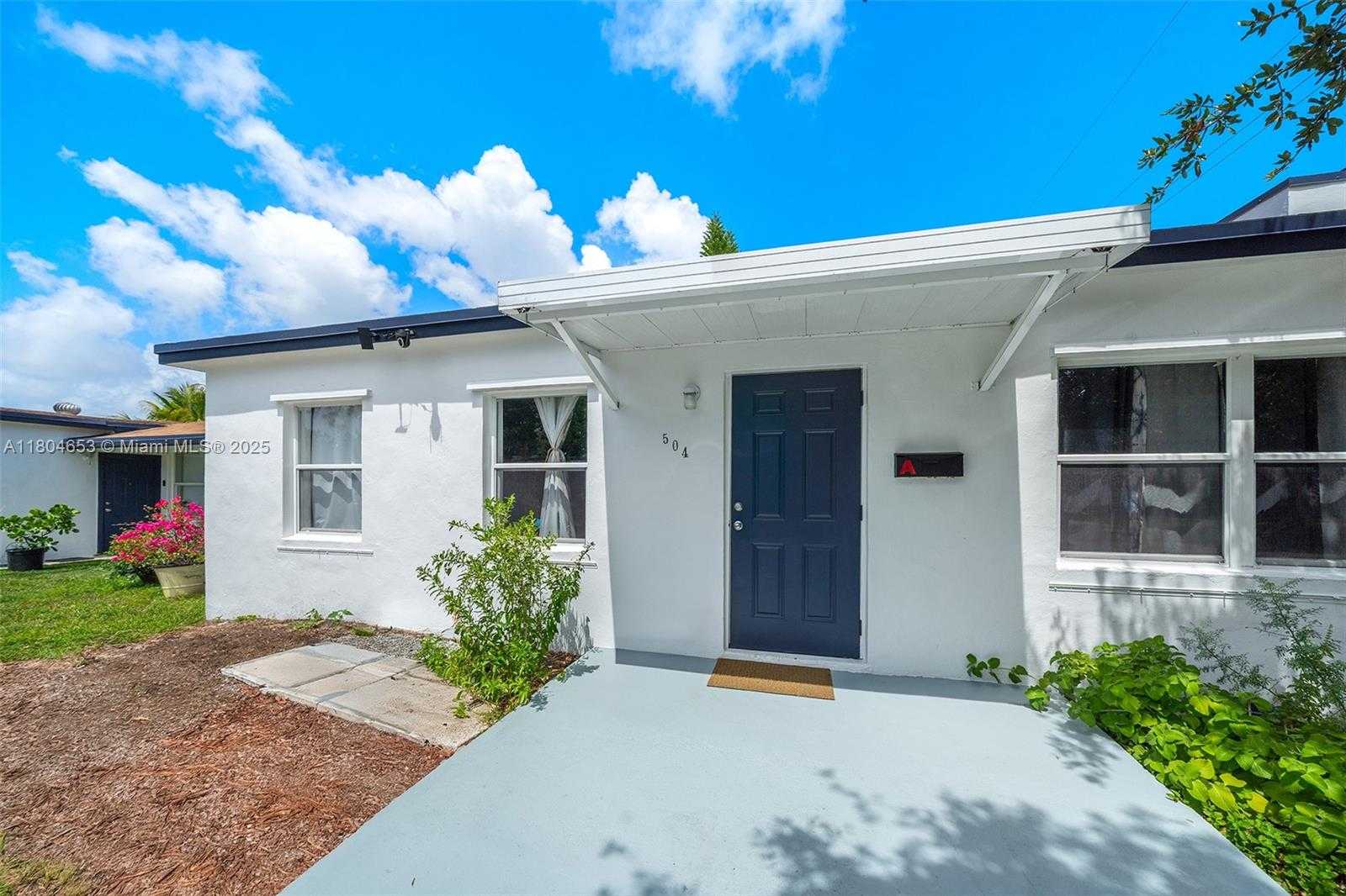 Small Image of 504 SOUTH WEST 5TH AVE, Hallandale Beach Number 7