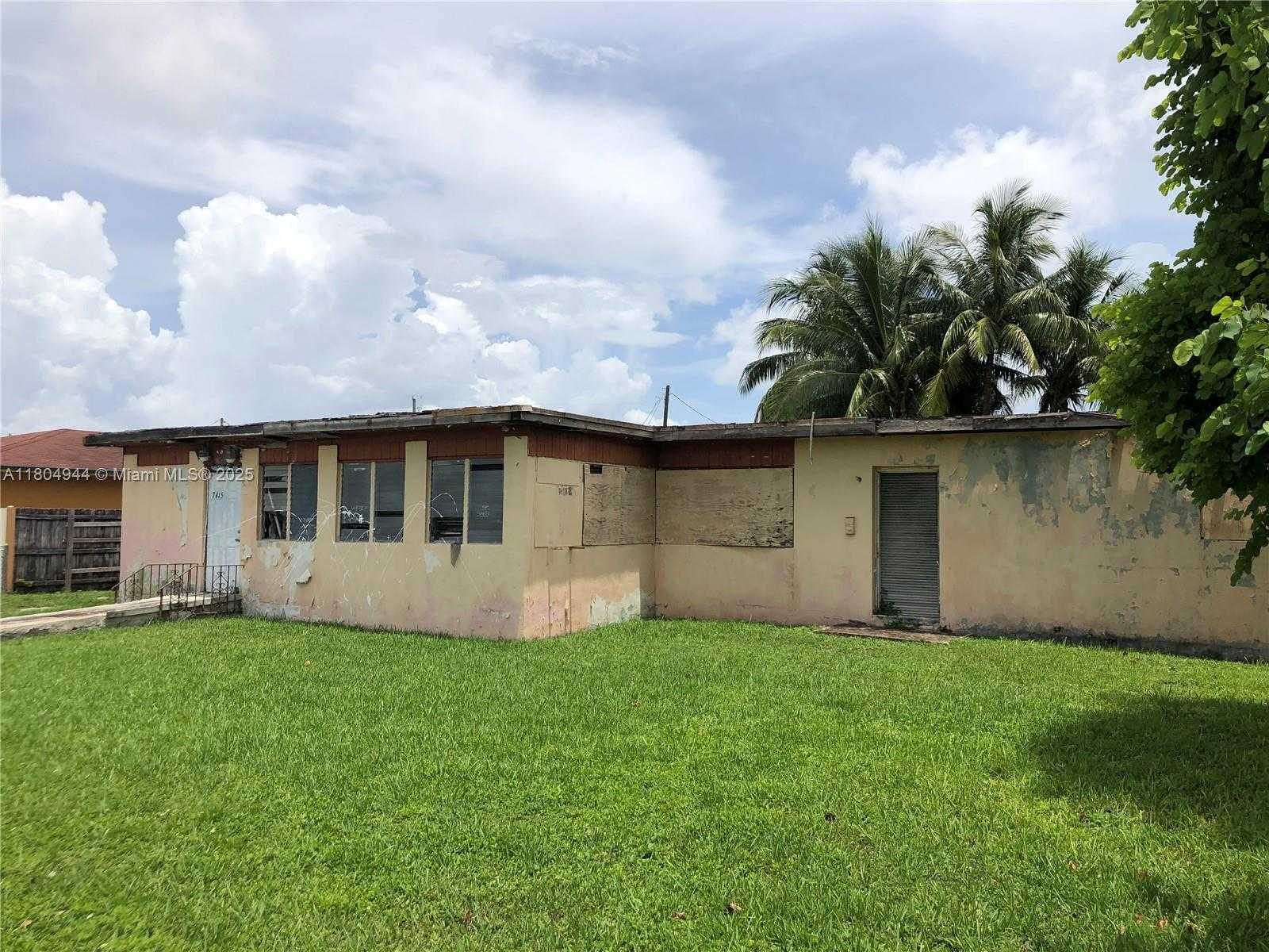 Small Image of 7415 SOUTH WEST 23RD ST, Miami Number 2