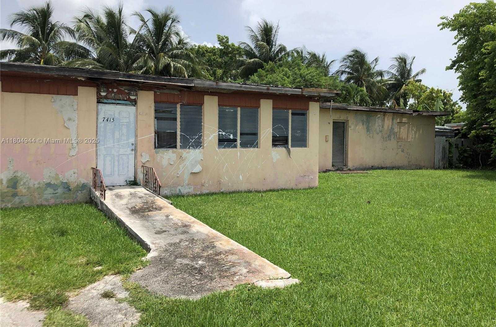 Small Image of 7415 SOUTH WEST 23RD ST, Miami Number 6
