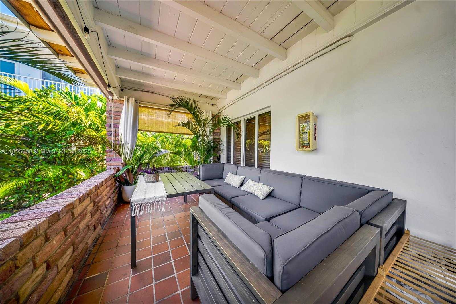 Small Image of 7411 CARLYLE AVE #5, Miami Beach Number 21