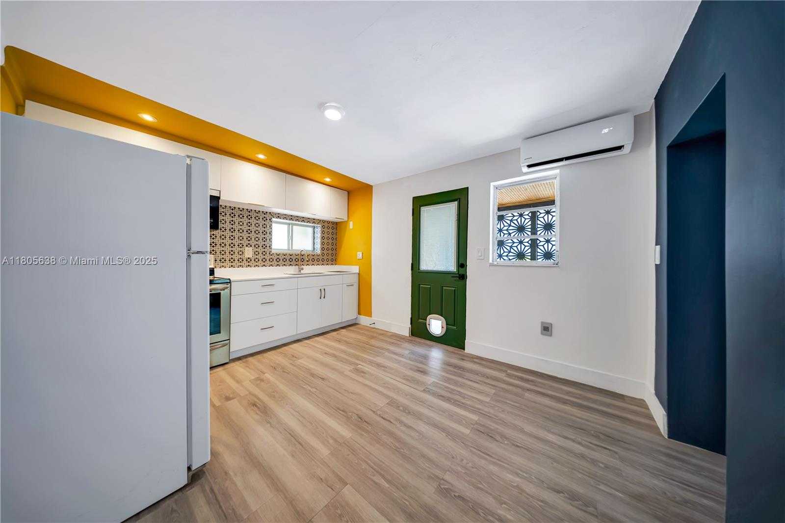 Small Image of 7411 CARLYLE AVE #5, Miami Beach Number 30