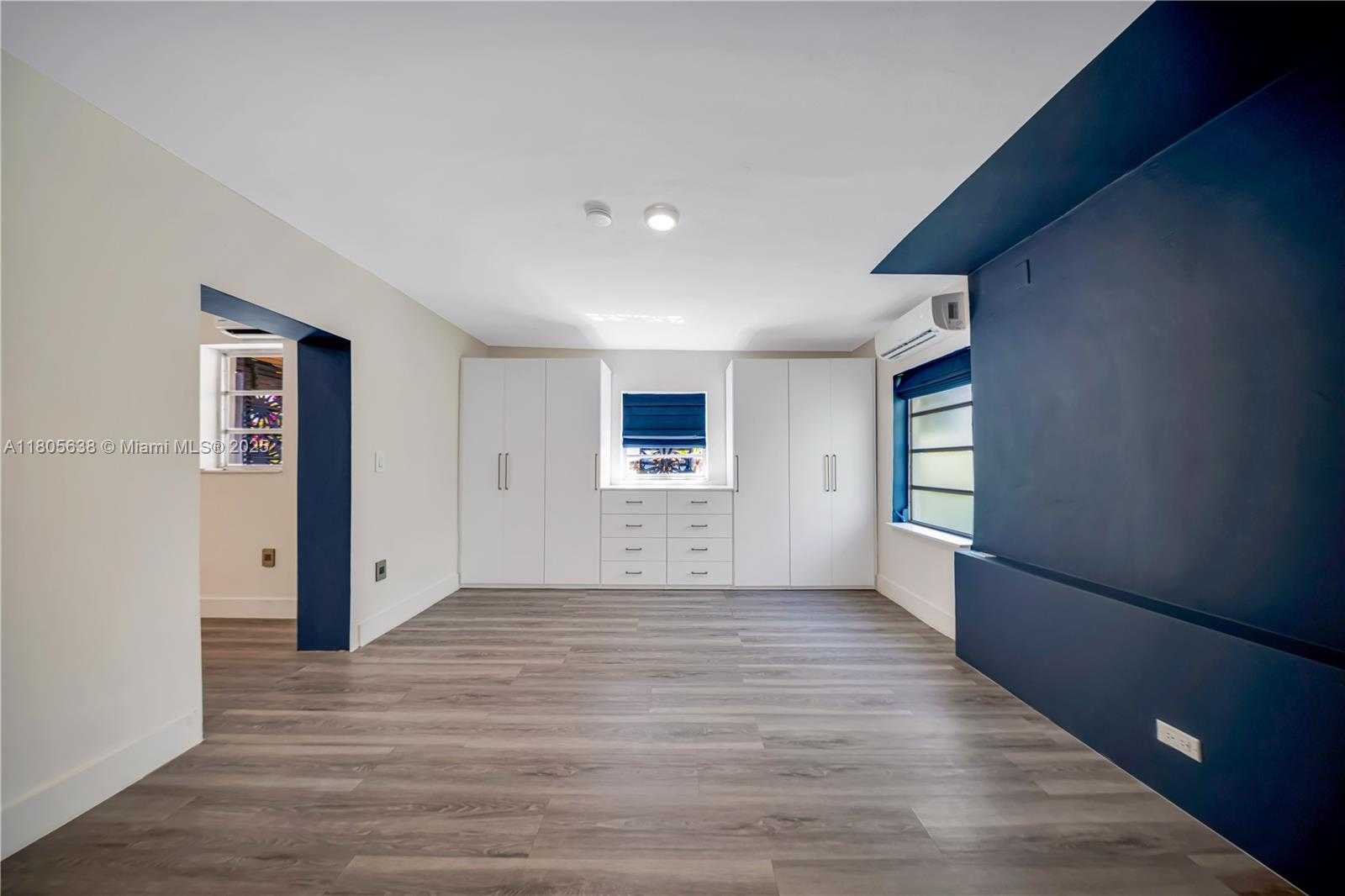 Small Image of 7411 CARLYLE AVE #5, Miami Beach Number 35