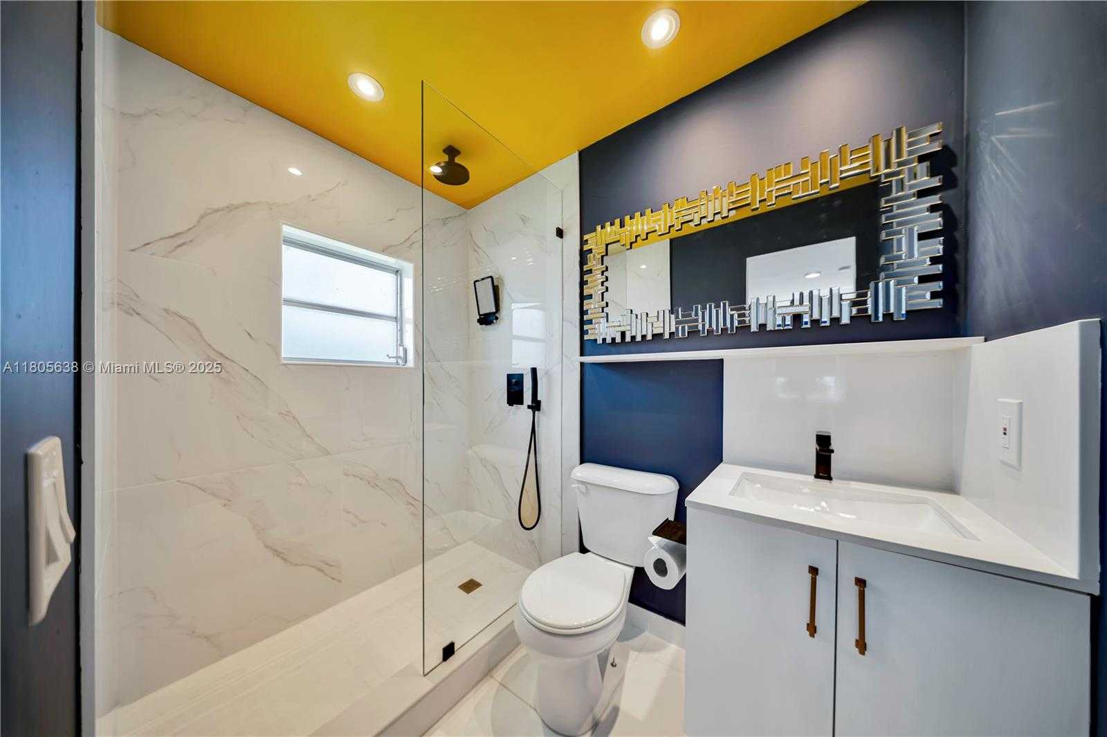 Small Image of 7411 CARLYLE AVE #5, Miami Beach Number 36