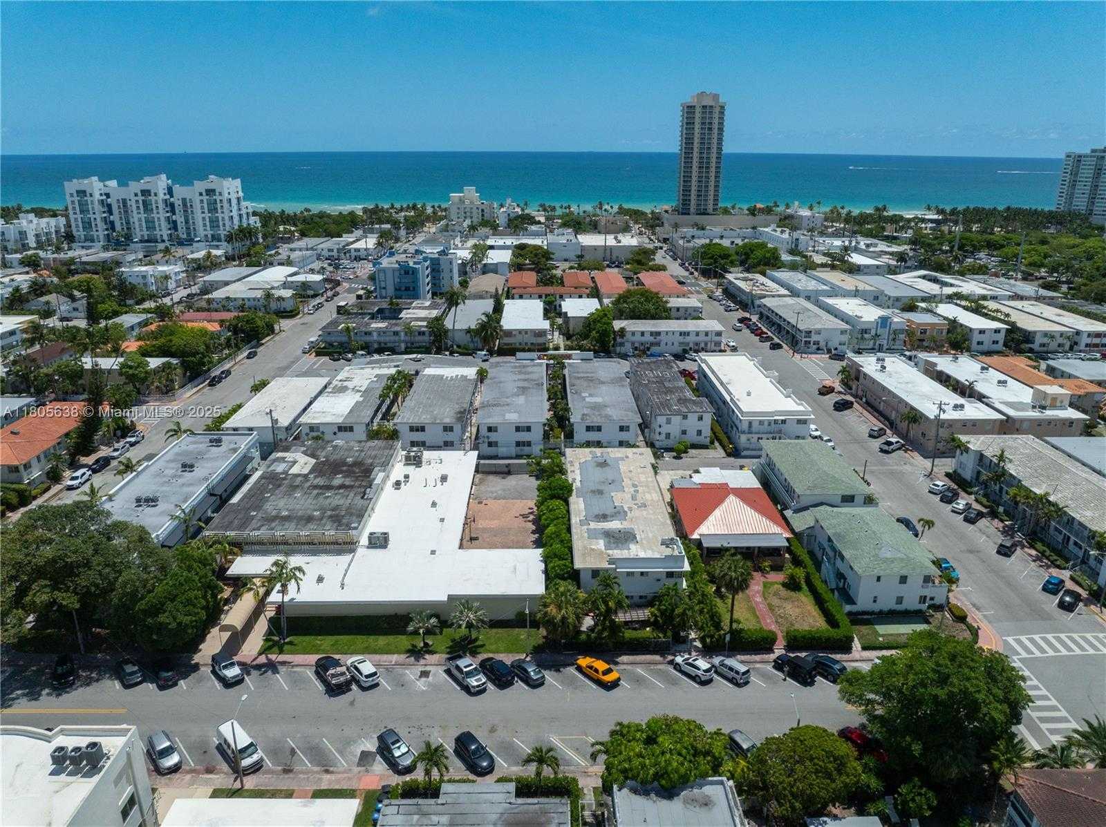 Small Image of 7411 CARLYLE AVE #5, Miami Beach Number 41