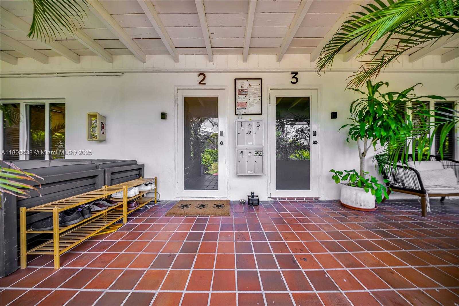 Small Image of 7411 CARLYLE AVE #5, Miami Beach Number 6