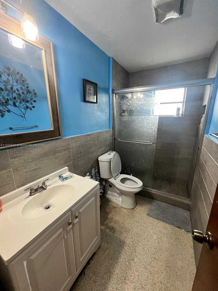 Small Image of 2990 WEST 7TH AVE, Hialeah Number 6