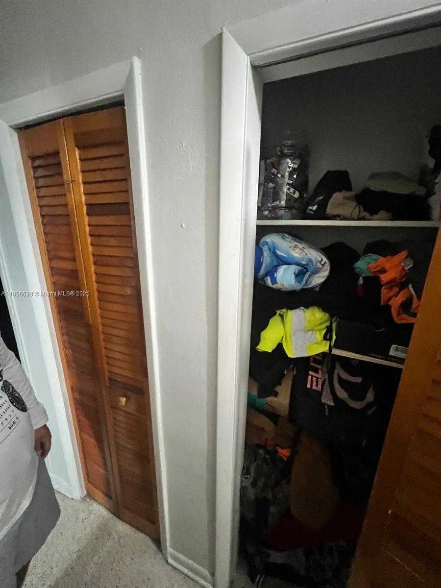 Small Image of 2990 WEST 7TH AVE, Hialeah Number 9