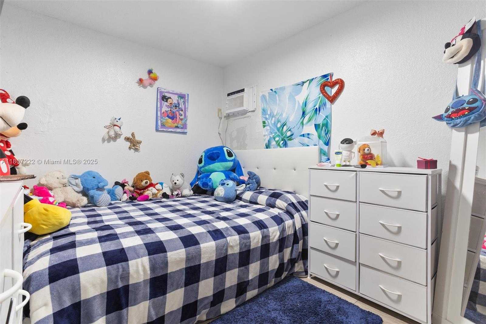 Small Image of 10601 SOUTH WEST 172ND ST, Miami Number 10