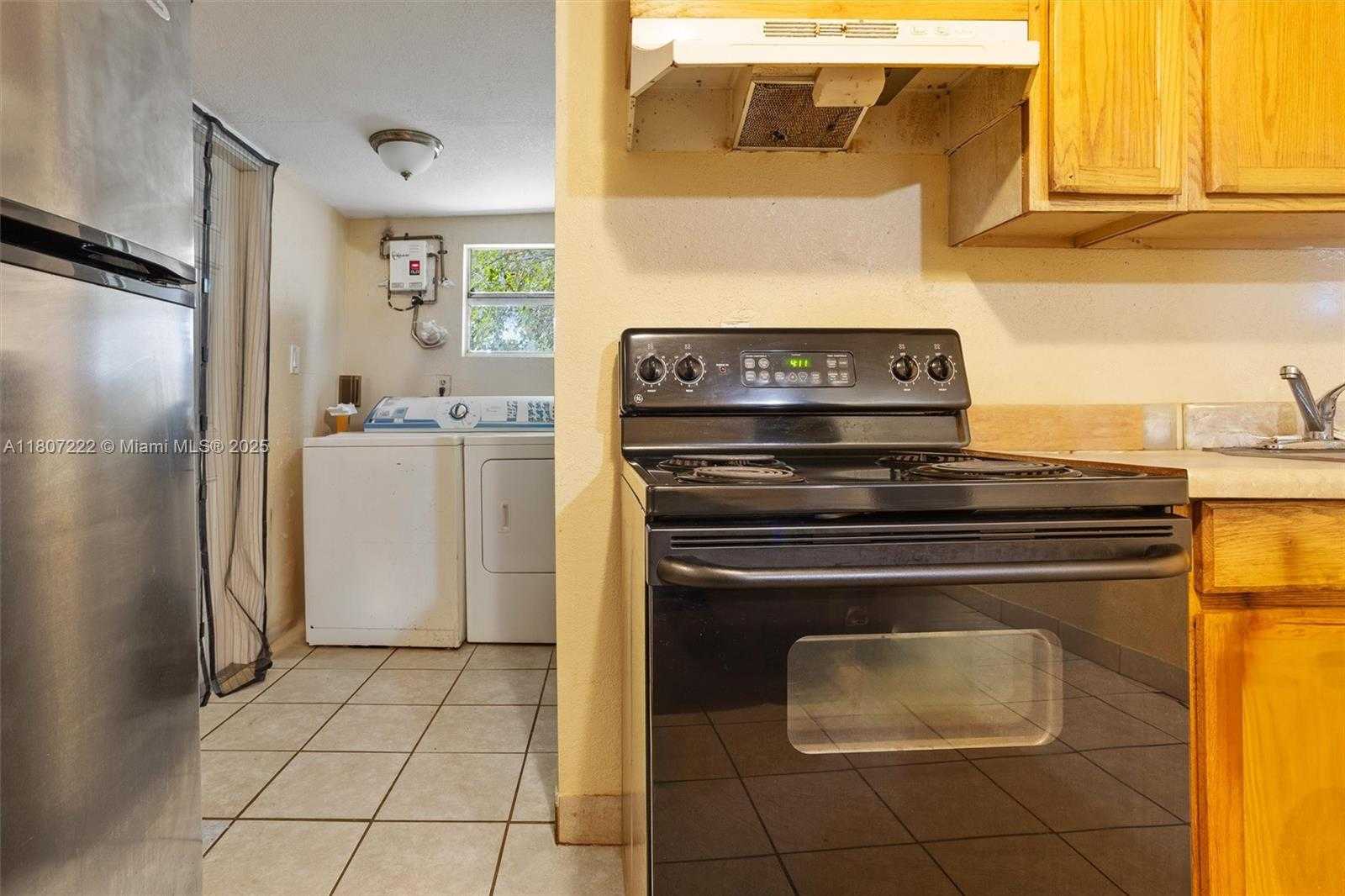 Small Image of 10601 SOUTH WEST 172ND ST, Miami Number 14