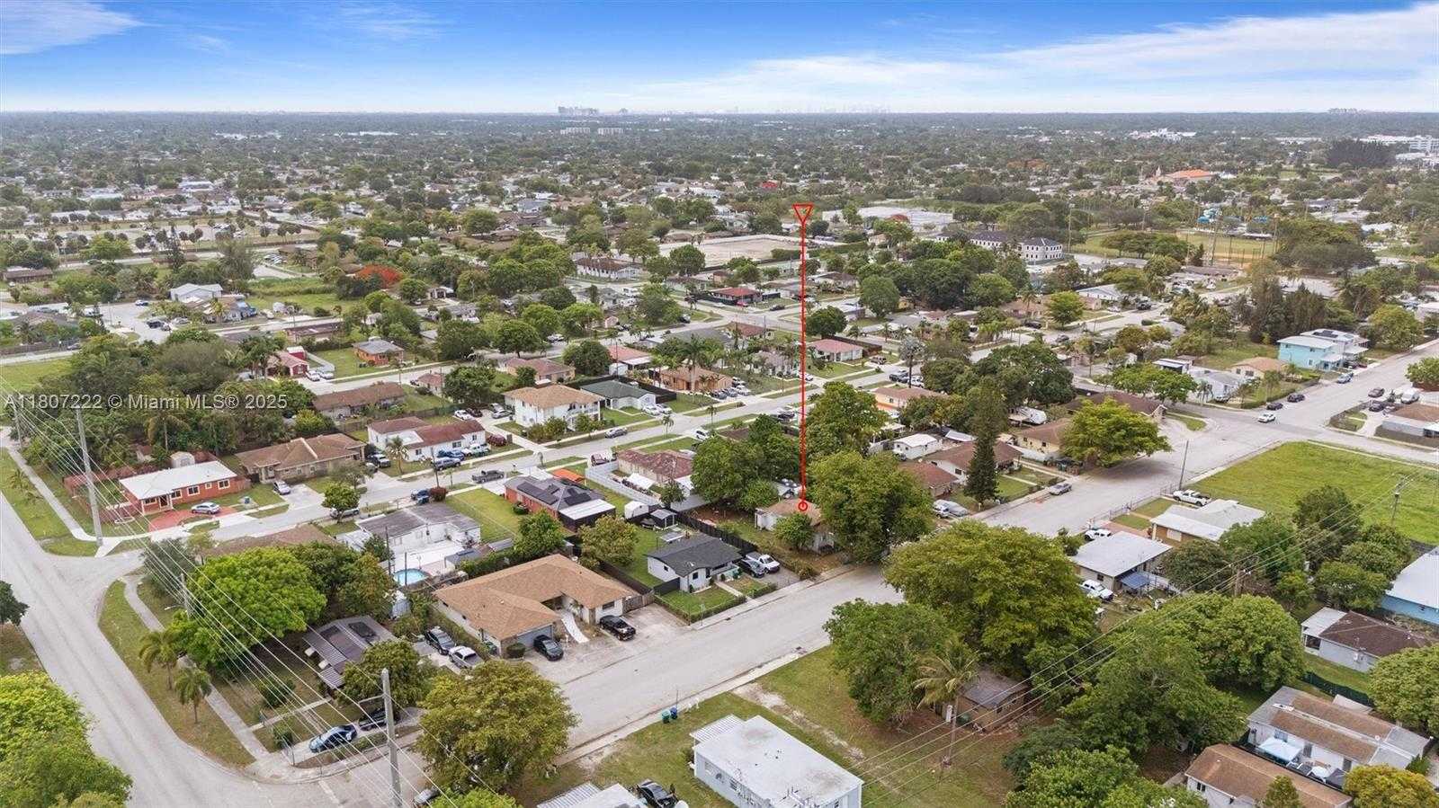 Small Image of 10601 SOUTH WEST 172ND ST, Miami Number 16