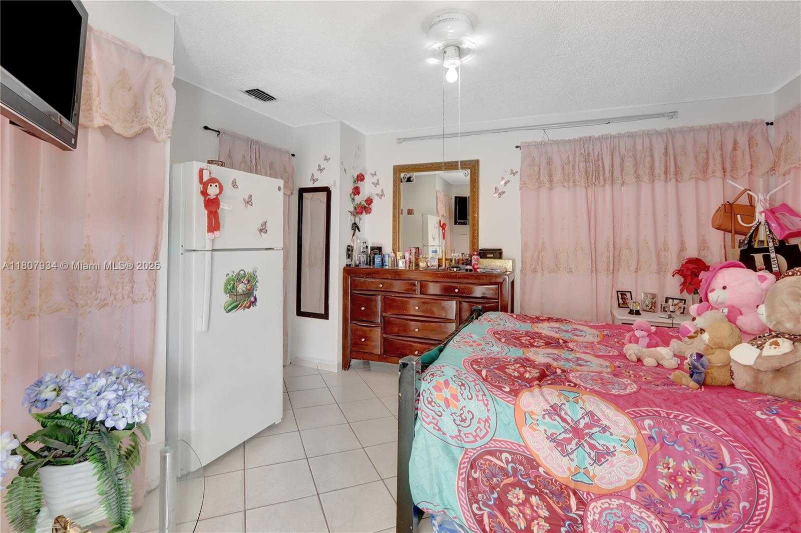 Small Image of 15803 NORTH WEST 47TH AVE, Miami Gardens Number 23