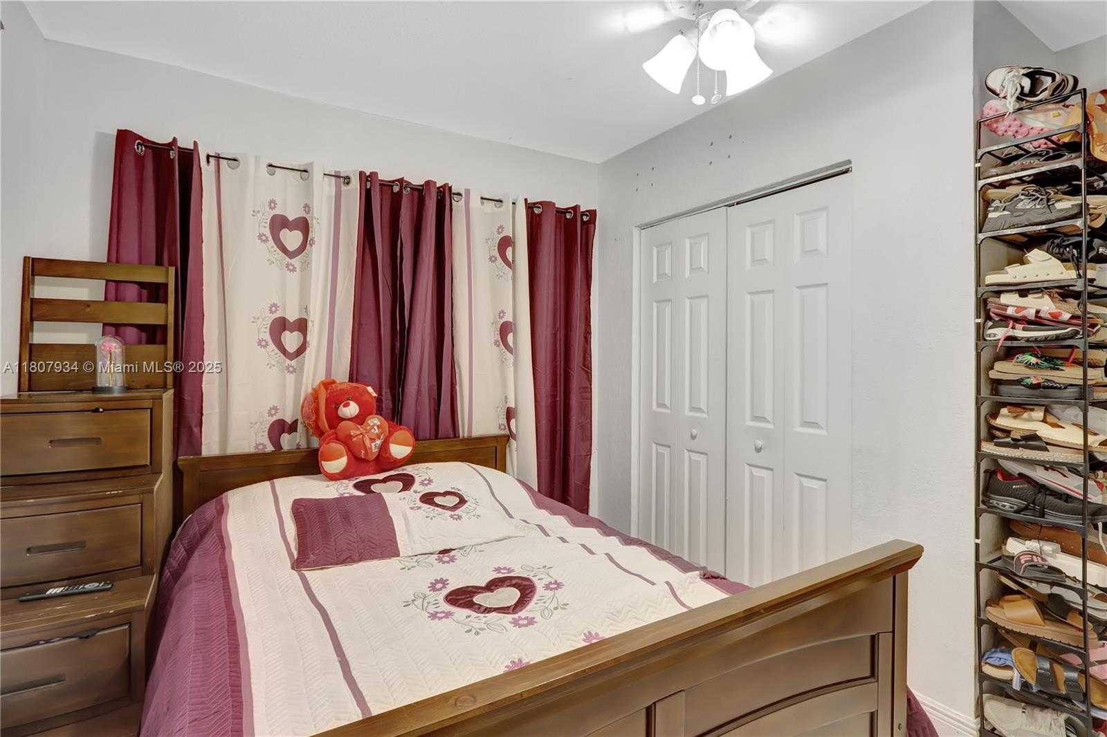 Small Image of 15803 NORTH WEST 47TH AVE, Miami Gardens Number 29