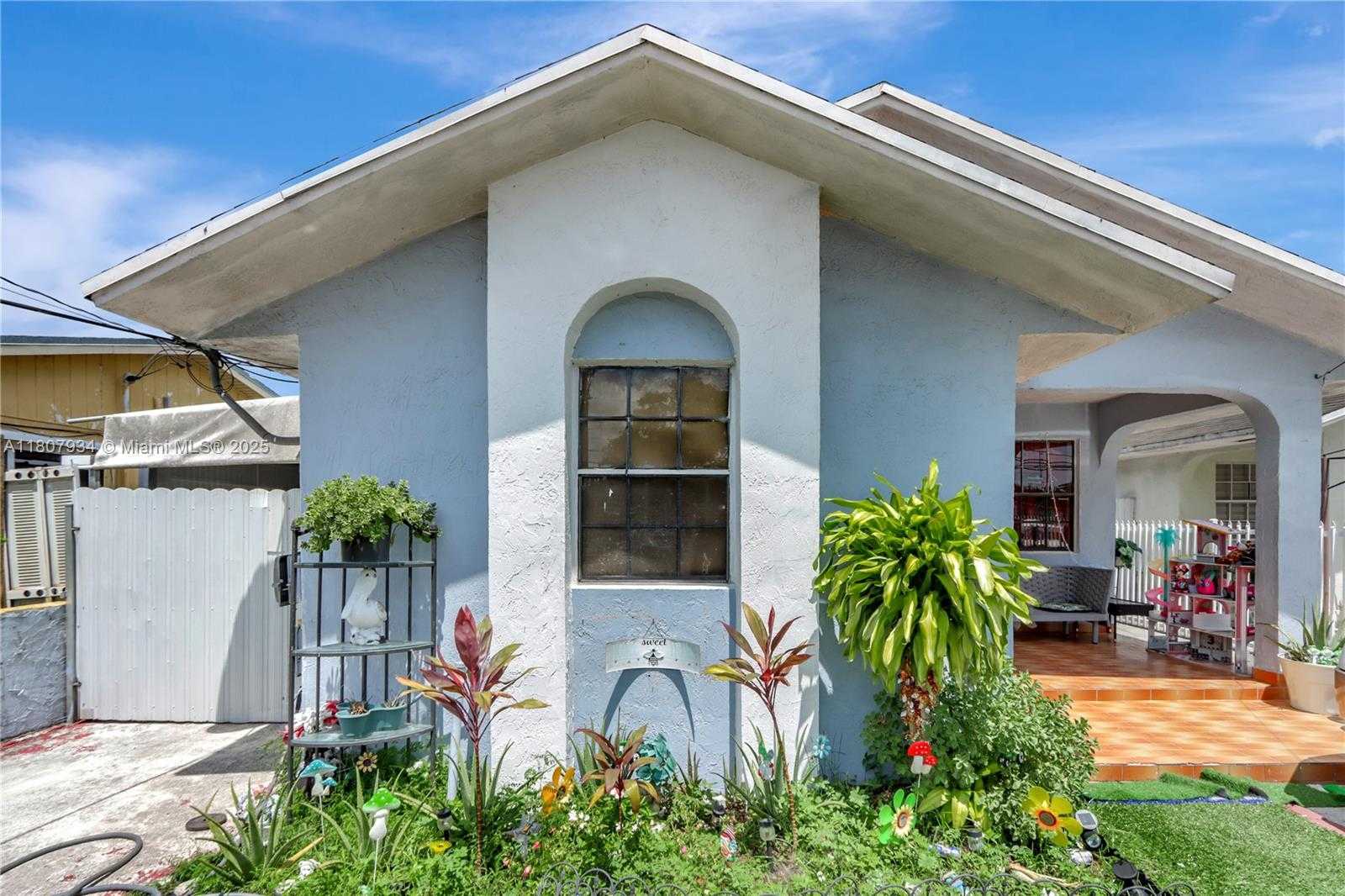 Small Image of 15803 NORTH WEST 47TH AVE, Miami Gardens Number 6