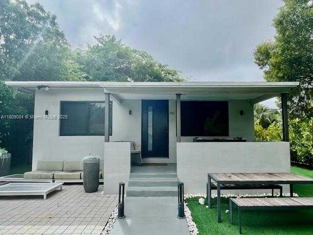 Small Image of 90 NORTH WEST 33RD ST, Miami Number 2