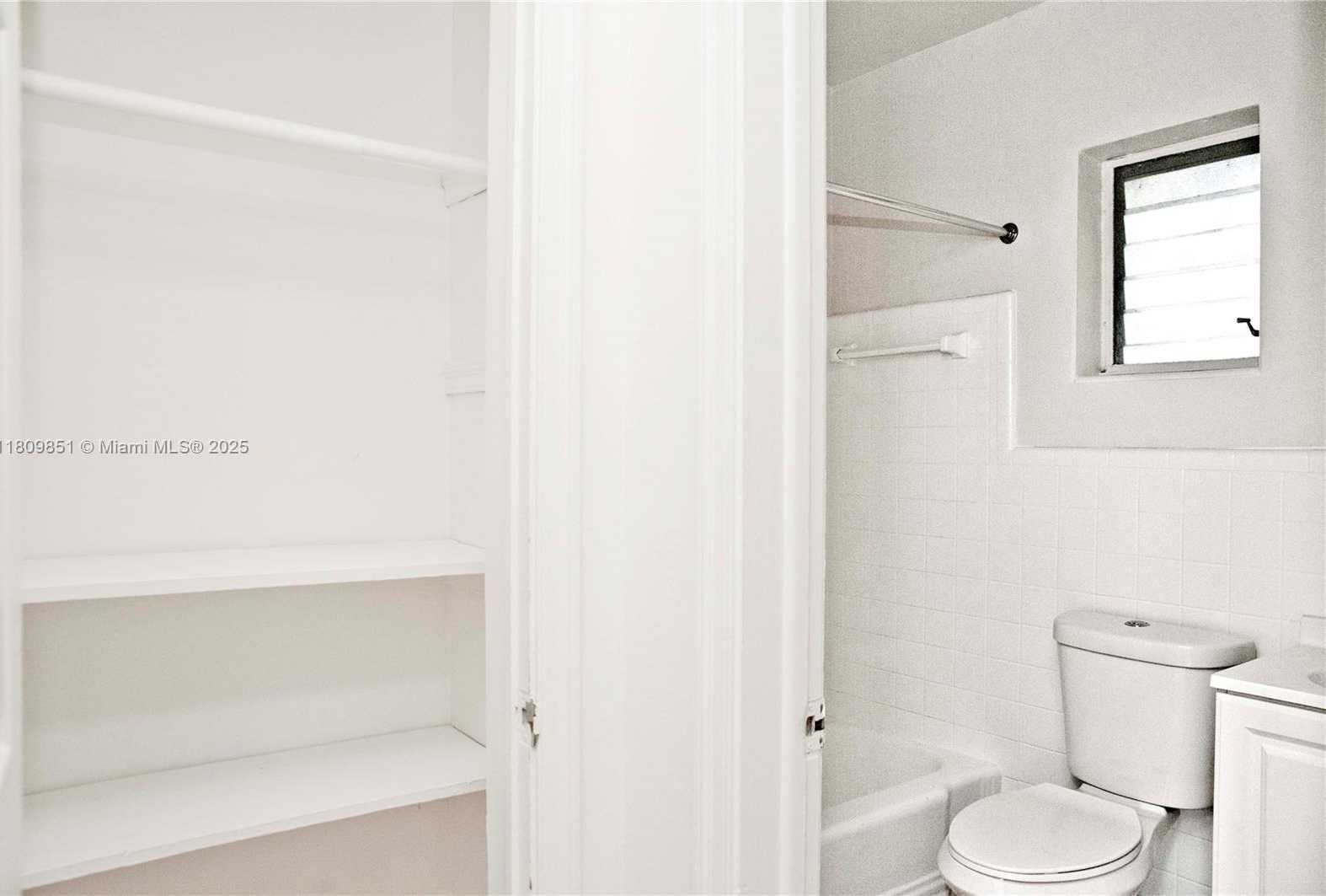 Small Image of 2206 FILLMORE ST 10 UNITS #10, Hollywood Number 20