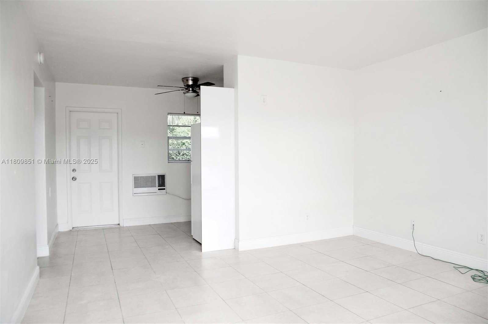 Small Image of 2206 FILLMORE ST 10 UNITS #10, Hollywood Number 7