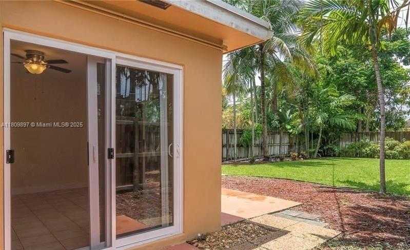 Small Image of 1215 NORTH EAST 16TH AVE #2, Fort Lauderdale Number 22