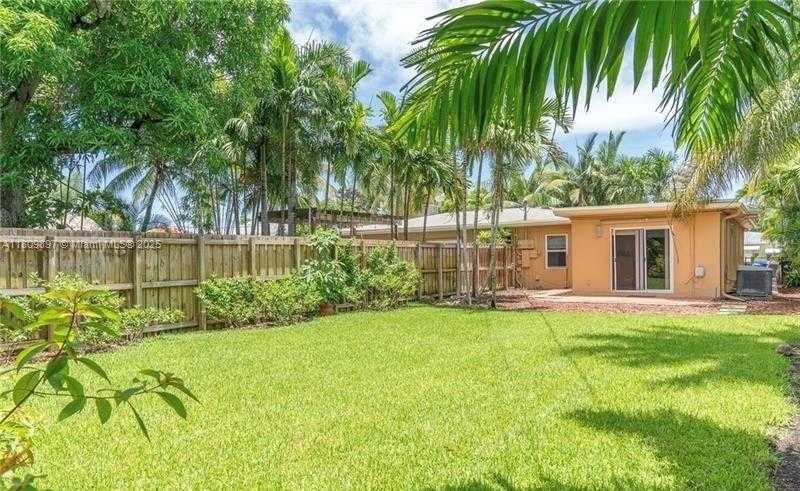Small Image of 1215 NORTH EAST 16TH AVE #2, Fort Lauderdale Number 24