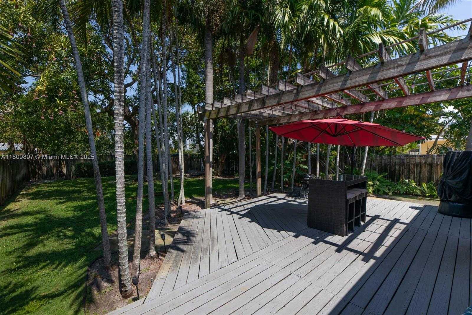 Small Image of 1215 NORTH EAST 16TH AVE #2, Fort Lauderdale Number 54