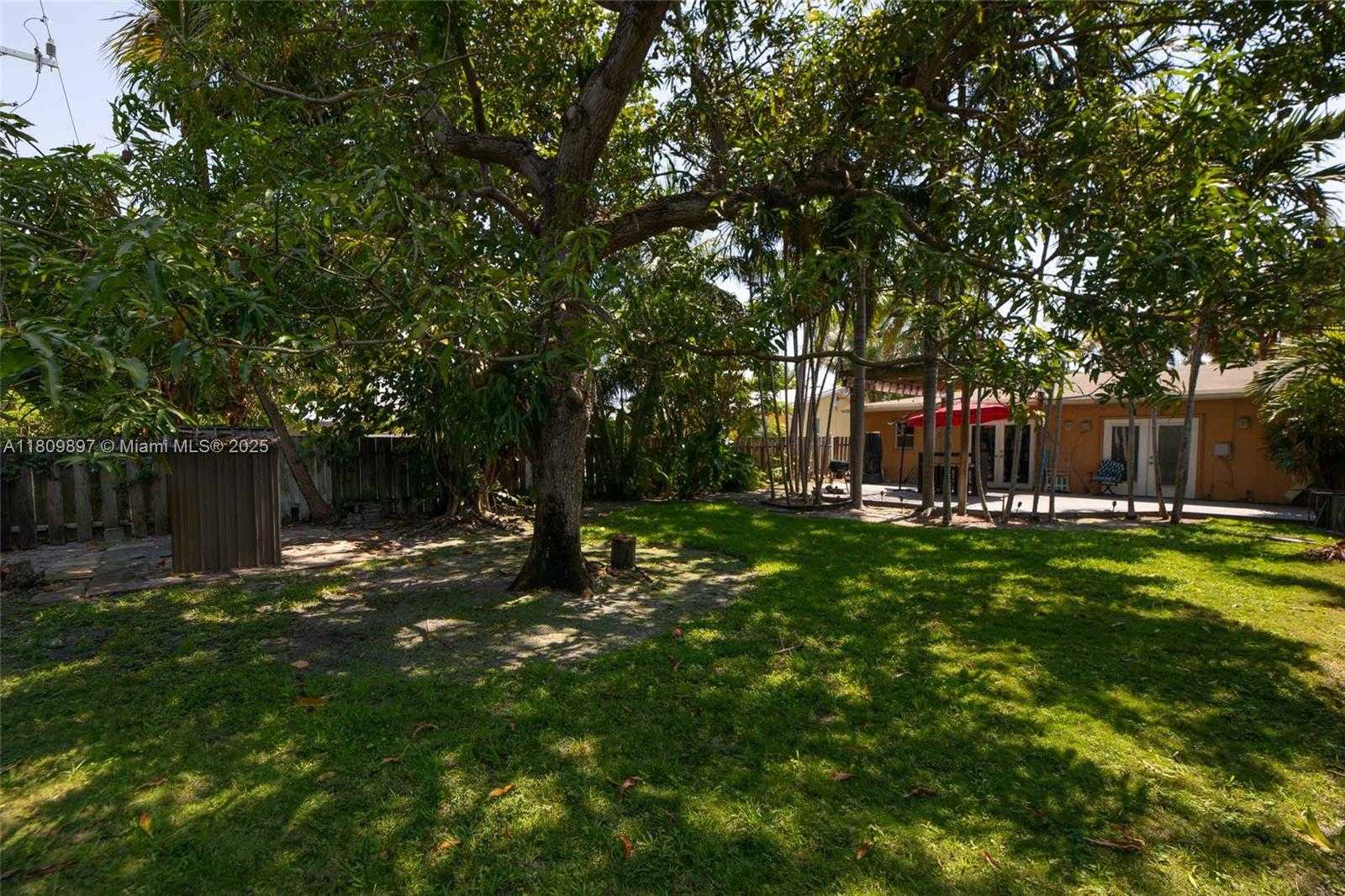 Small Image of 1215 NORTH EAST 16TH AVE #2, Fort Lauderdale Number 56