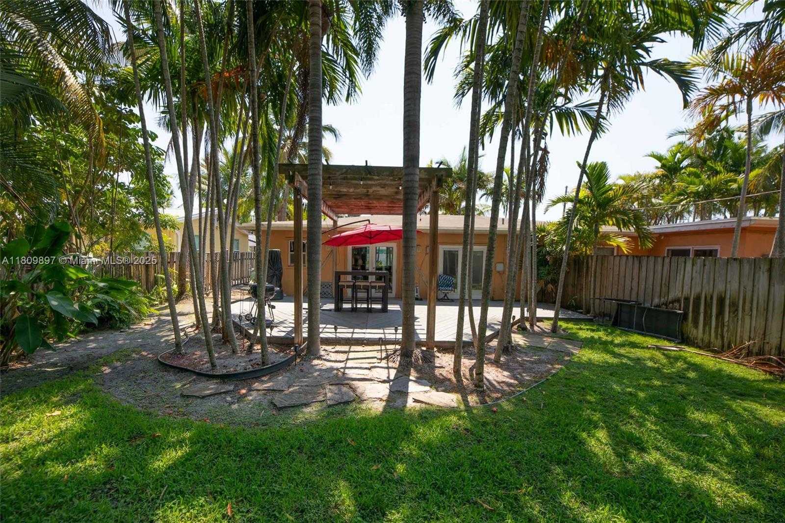 Small Image of 1215 NORTH EAST 16TH AVE #2, Fort Lauderdale Number 59