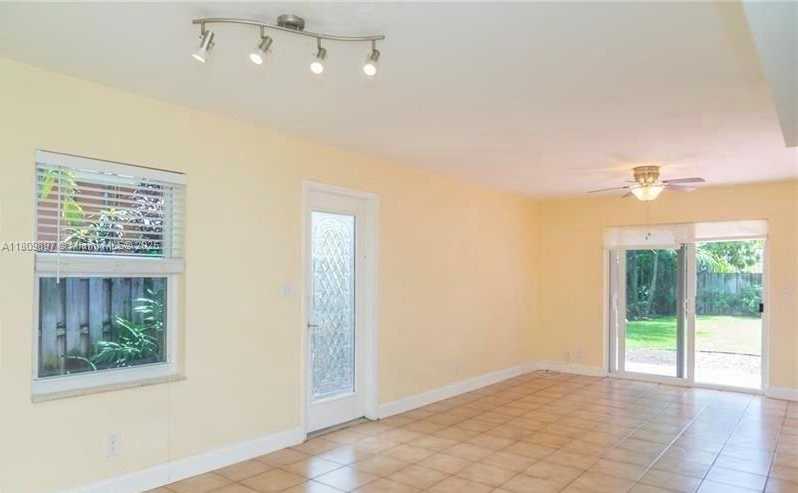 Small Image of 1215 NORTH EAST 16TH AVE #2, Fort Lauderdale Number 6