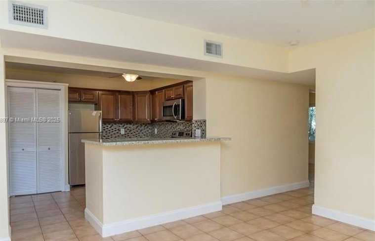 Small Image of 1215 NORTH EAST 16TH AVE #2, Fort Lauderdale Number 8