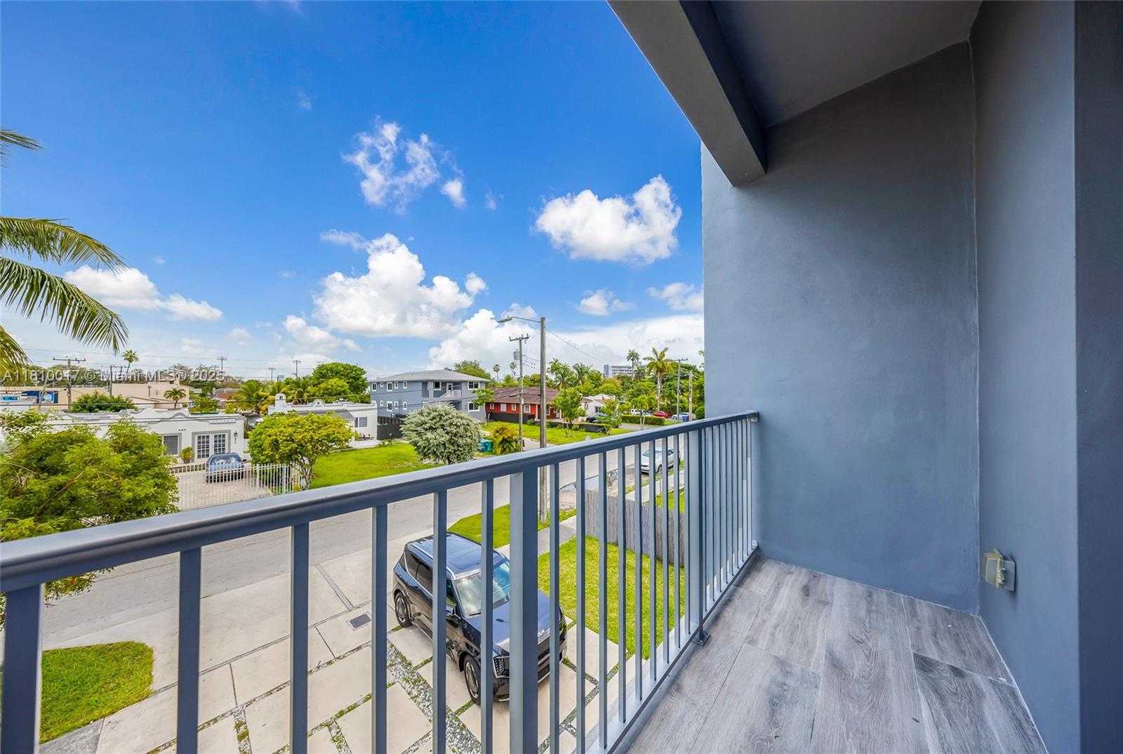 Small Image of 1968 NORTH WEST 25TH AVE, Miami Number 32