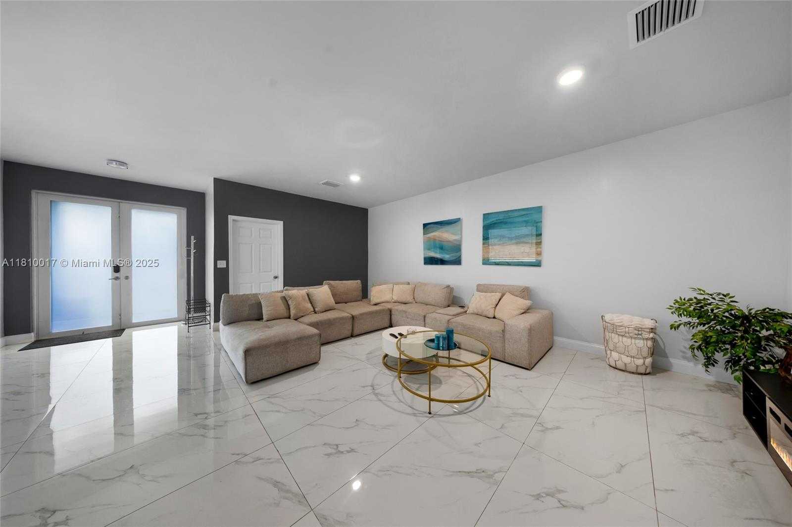 Small Image of 1968 NORTH WEST 25TH AVE, Miami Number 4