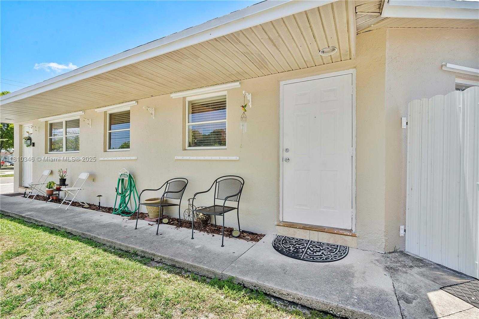 Small Image of 5829 TAYLOR ST, Hollywood Number 10