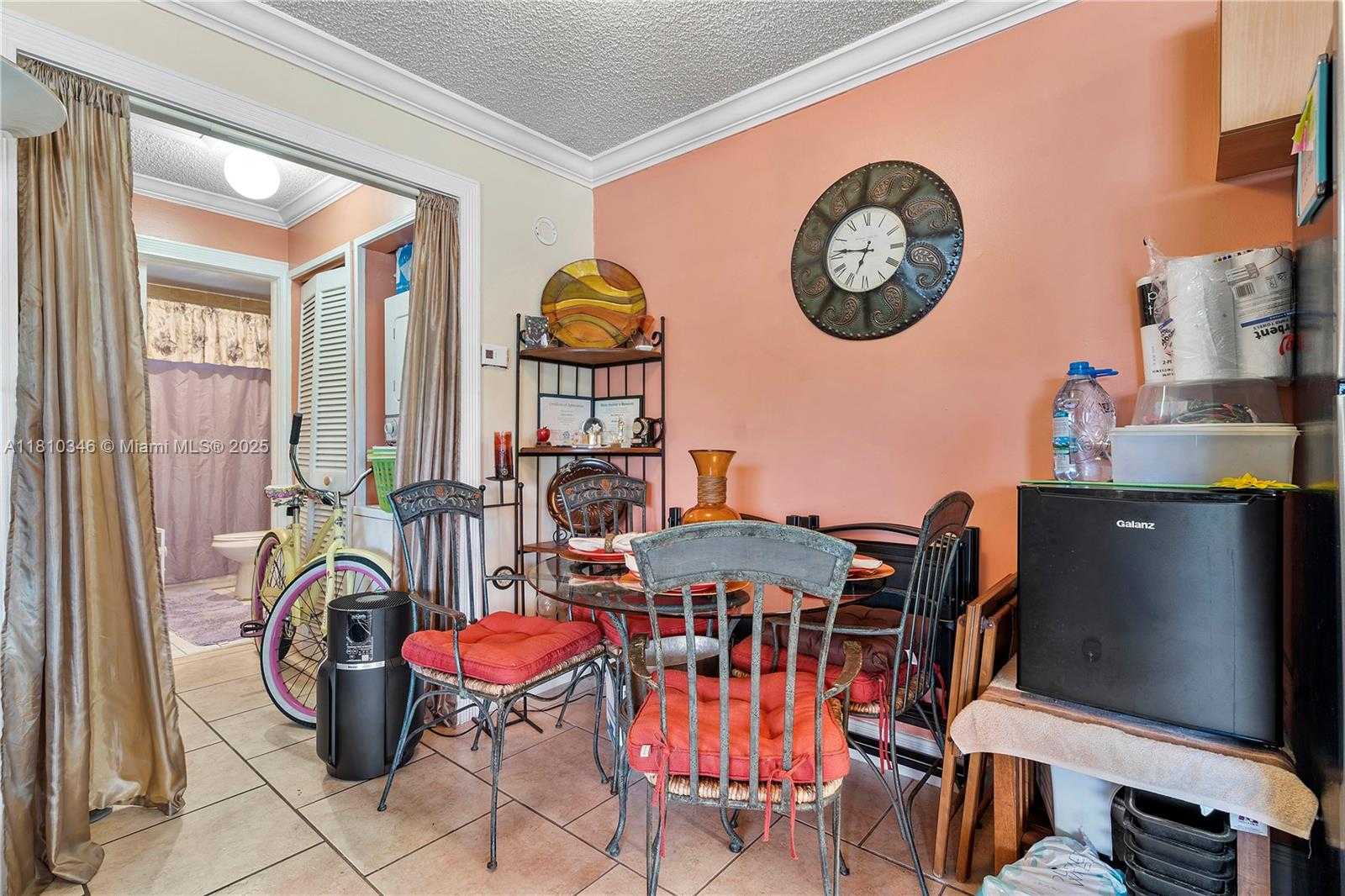 Small Image of 5829 TAYLOR ST, Hollywood Number 16