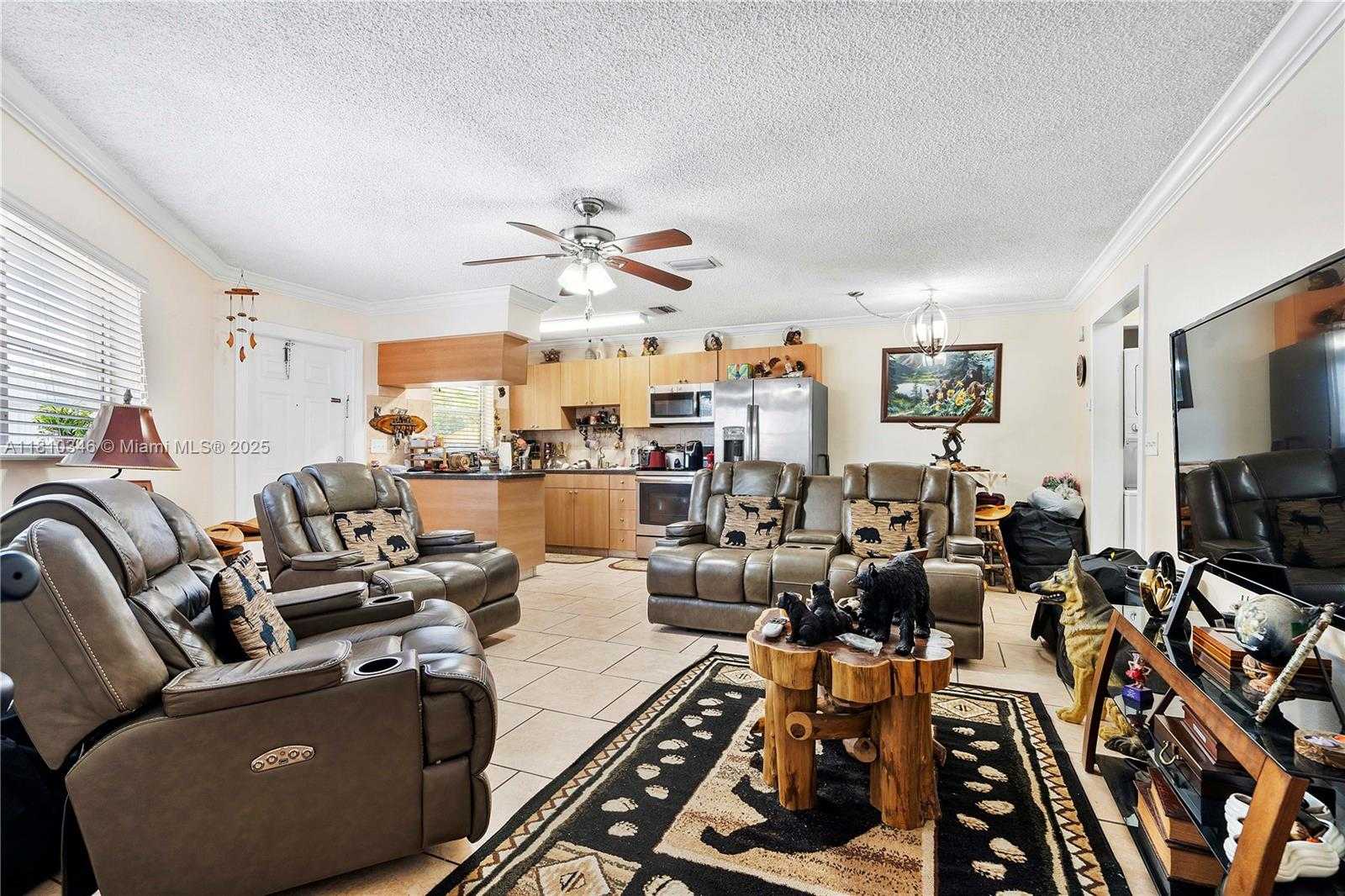 Small Image of 5829 TAYLOR ST, Hollywood Number 31
