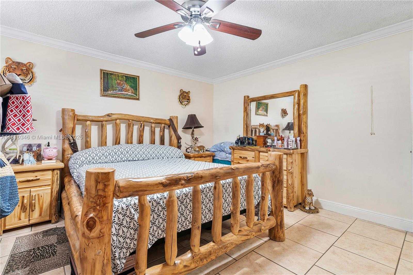 Small Image of 5829 TAYLOR ST, Hollywood Number 34