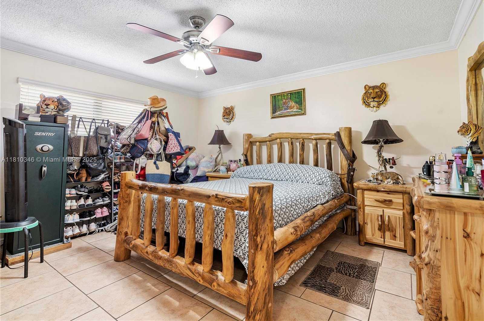 Small Image of 5829 TAYLOR ST, Hollywood Number 35