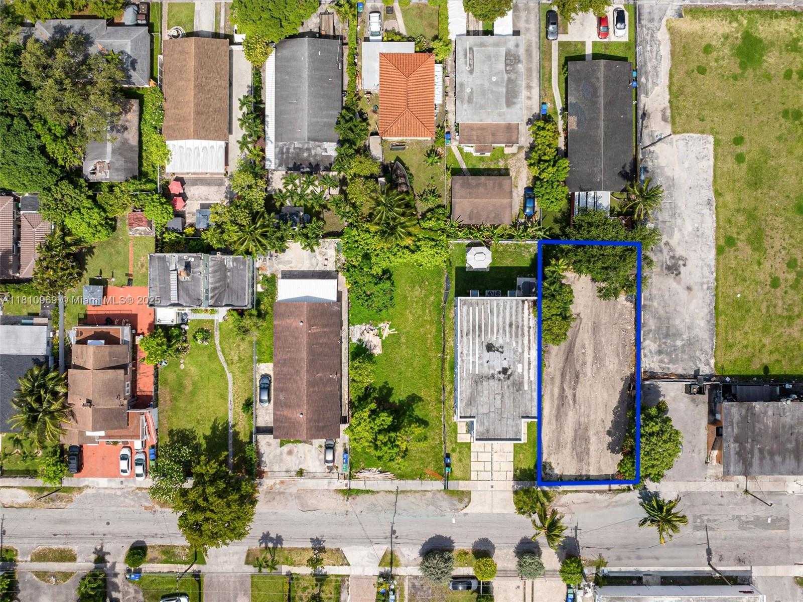 Small Image of 1976 NORTH WEST 25TH AVE #2, Miami Number 8