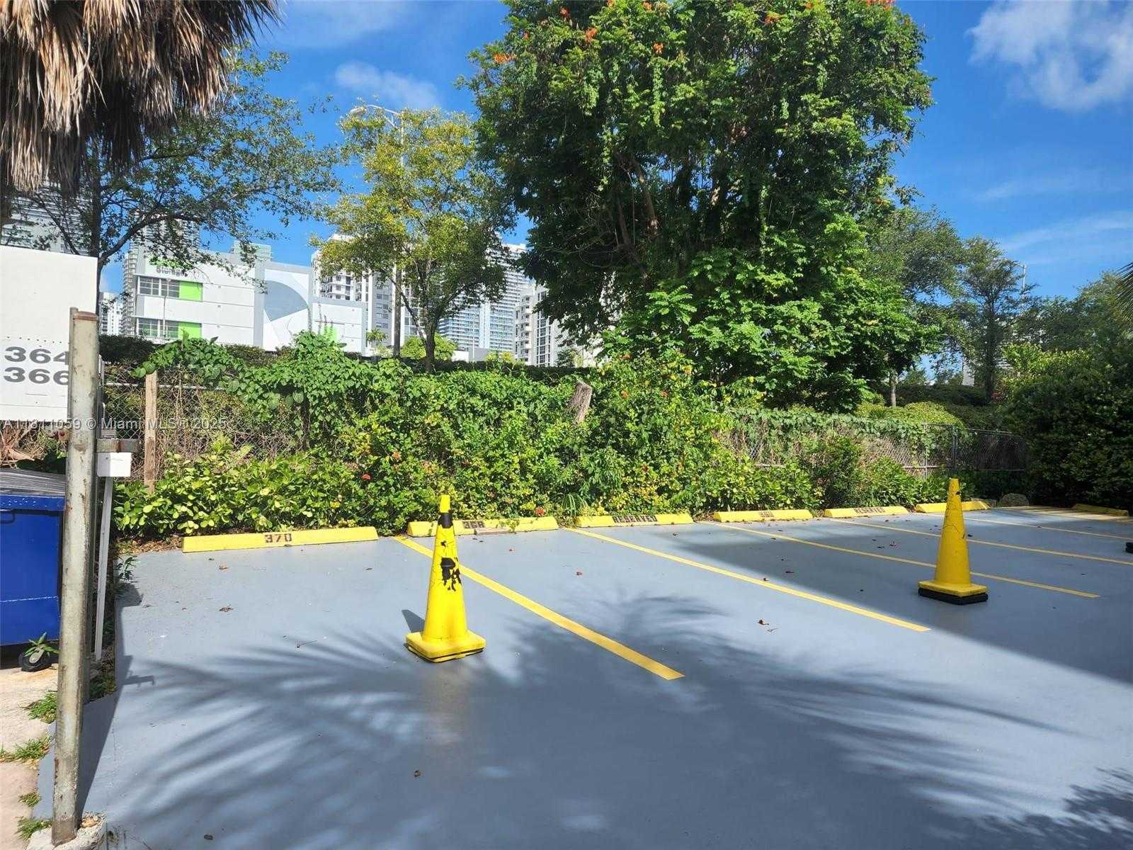 Small Image of 364 SOUTH WEST 11TH ST, Miami Number 18