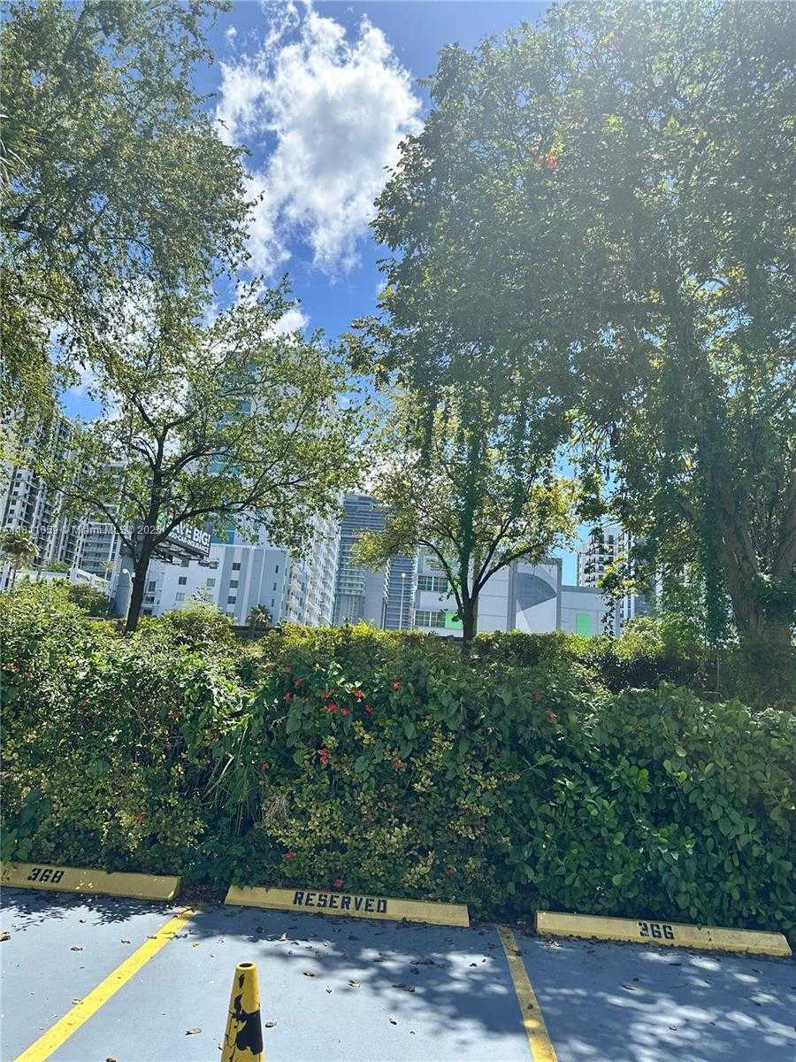 Small Image of 364 SOUTH WEST 11TH ST, Miami Number 19