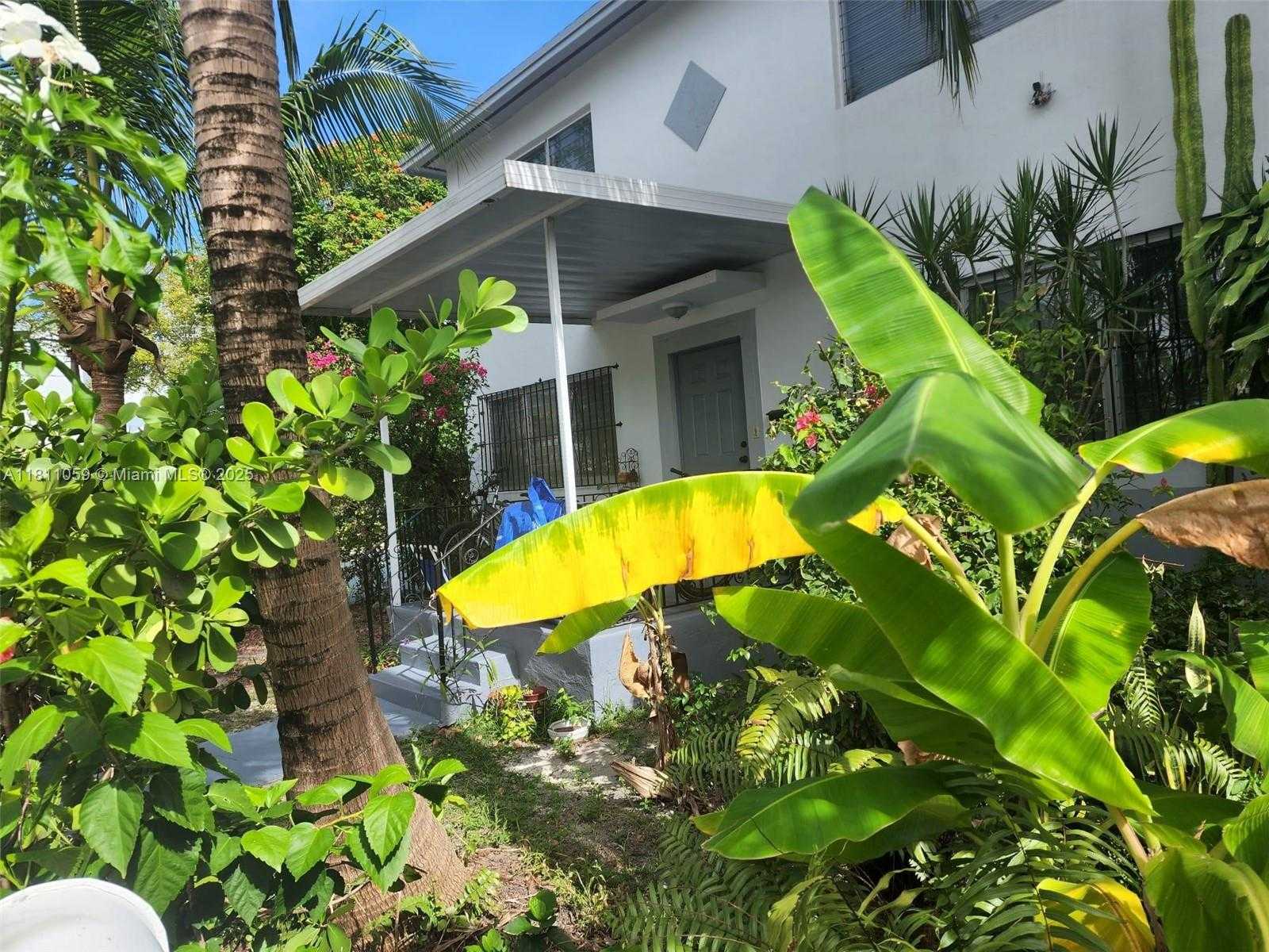 Small Image of 364 SOUTH WEST 11TH ST, Miami Number 33