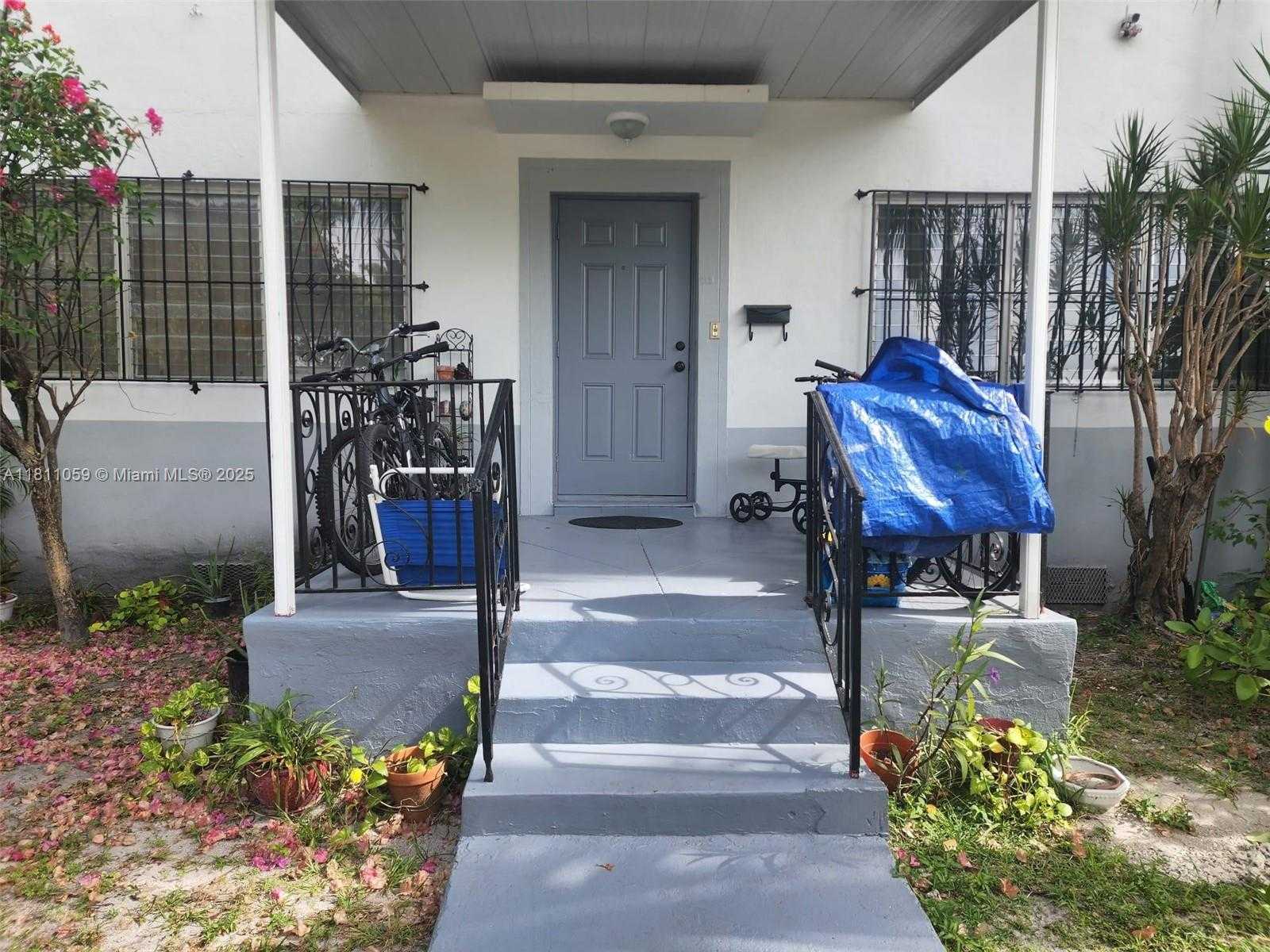 Small Image of 364 SOUTH WEST 11TH ST, Miami Number 36