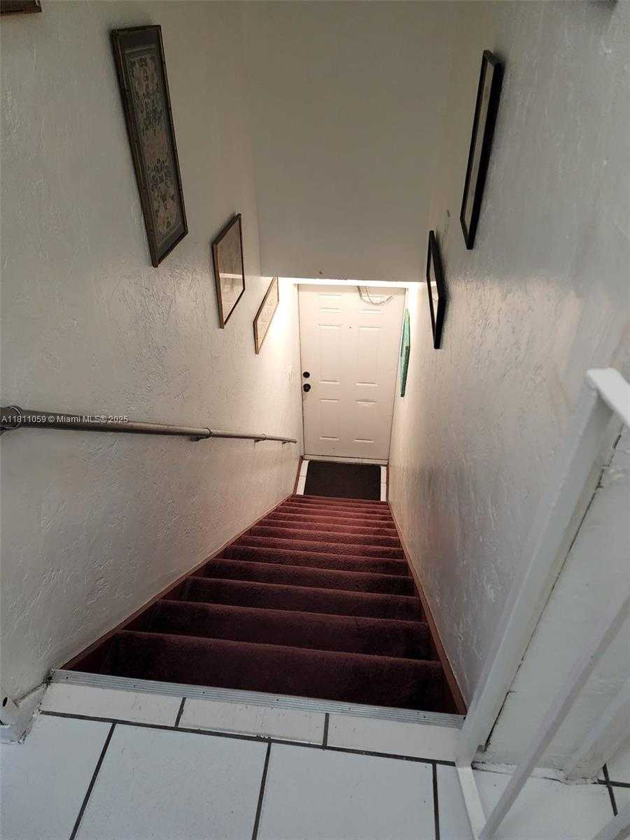 Small Image of 364 SOUTH WEST 11TH ST, Miami Number 39
