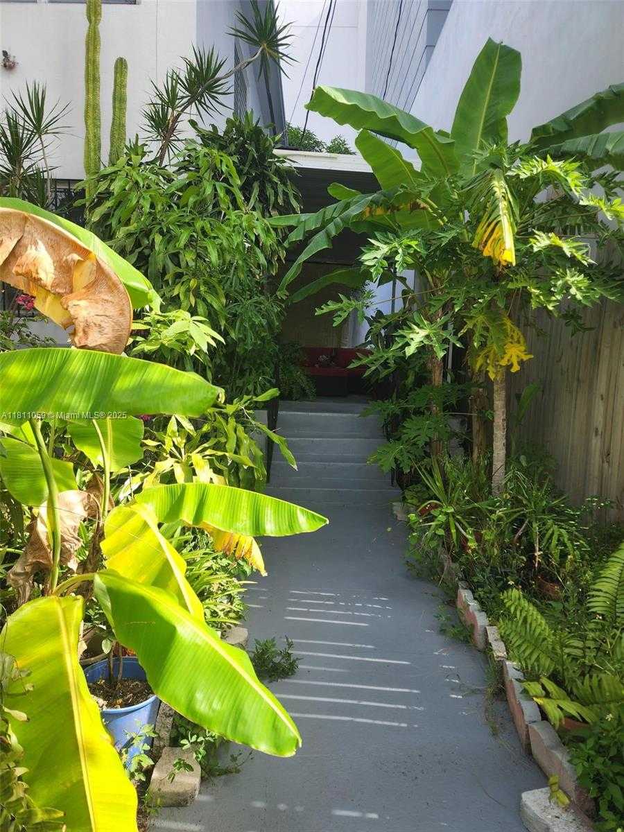 Small Image of 364 SOUTH WEST 11TH ST, Miami Number 55