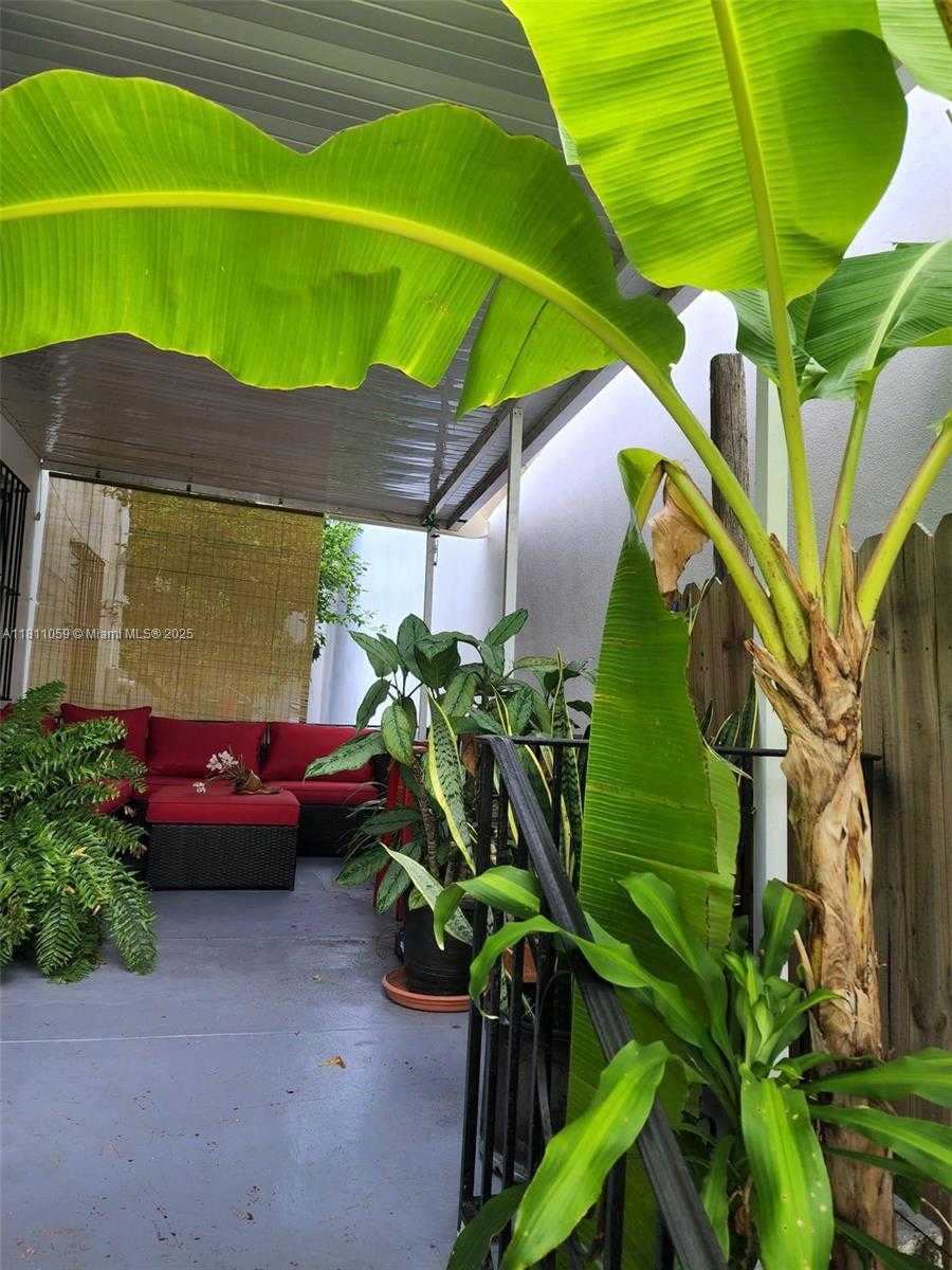 Small Image of 364 SOUTH WEST 11TH ST, Miami Number 59
