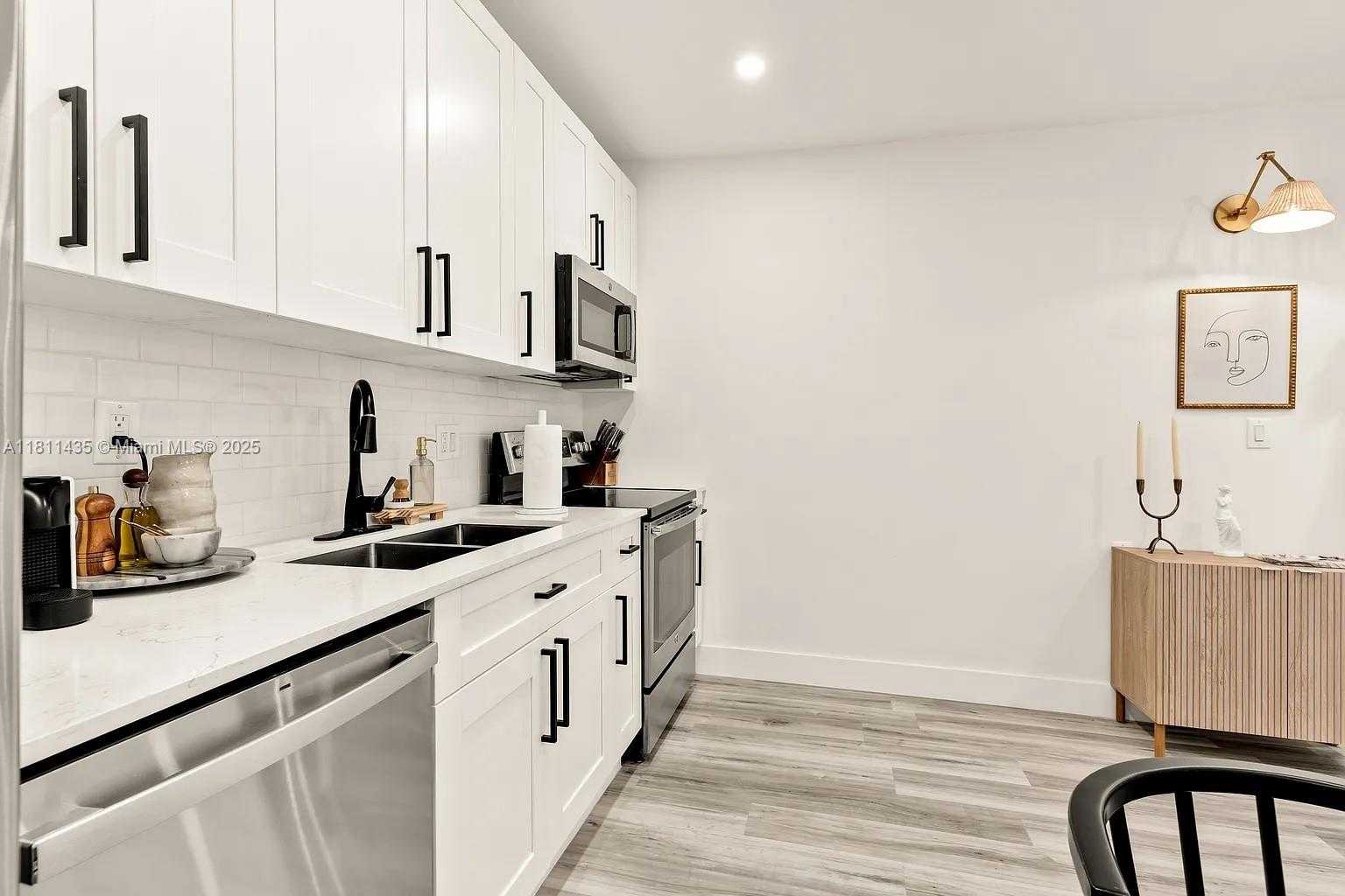 Small Image of 1237 NORTH WEST 33RD AVE #3, Miami Number 28