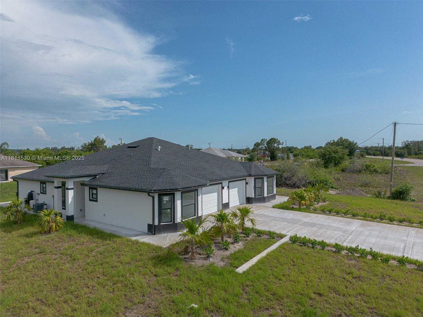 Small Image of 842 ALABAMA RD S, Lehigh Acres Number 9
