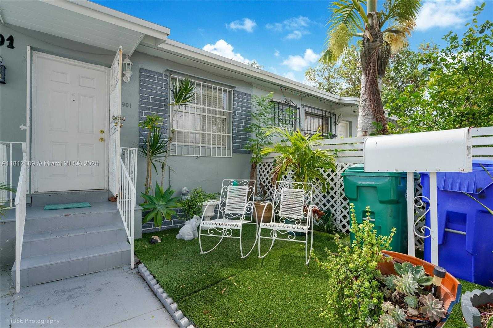 Small Image of 901 SOUTH WEST 34TH AVE, Miami Number 12