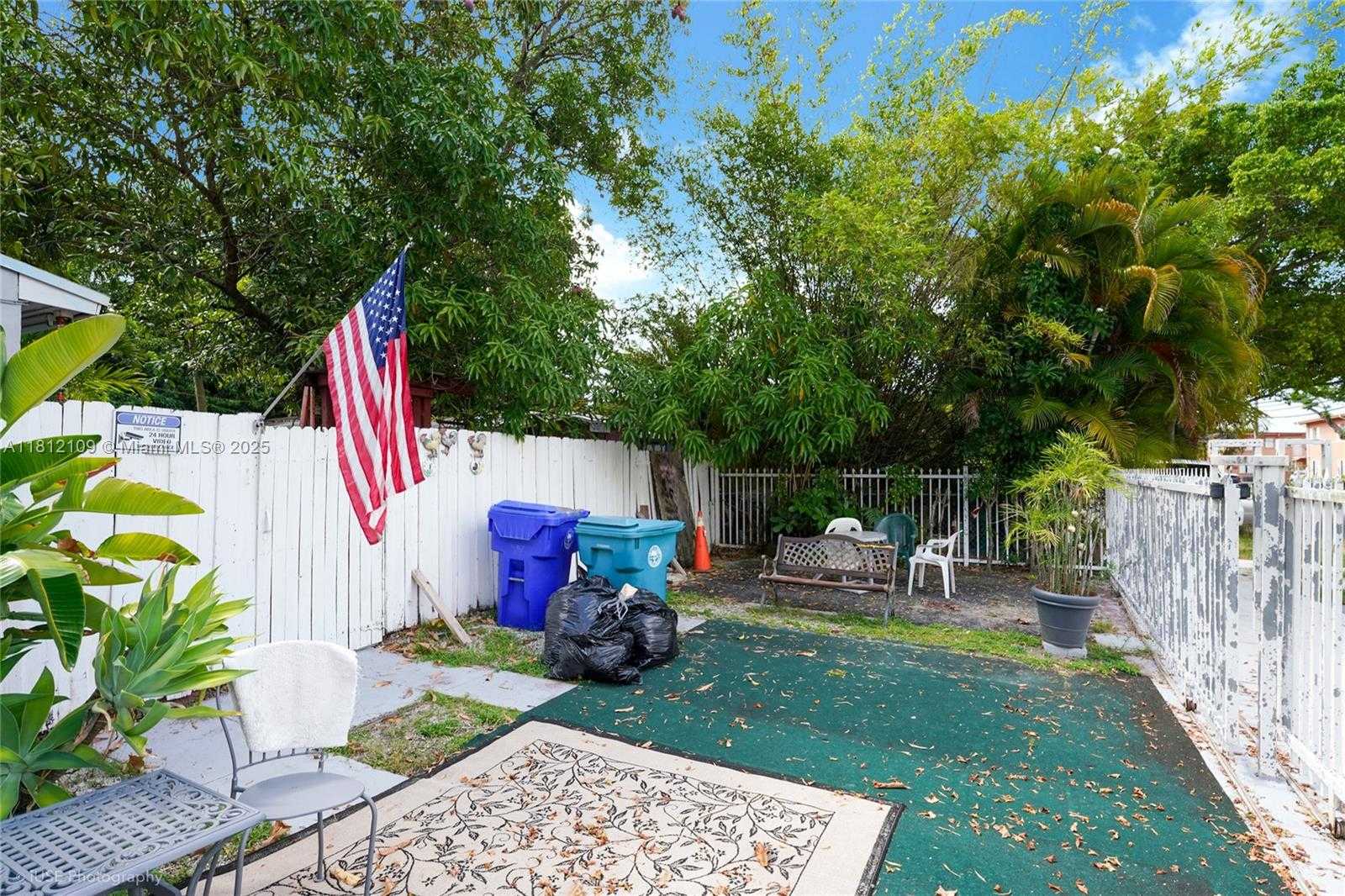 Small Image of 901 SOUTH WEST 34TH AVE, Miami Number 13