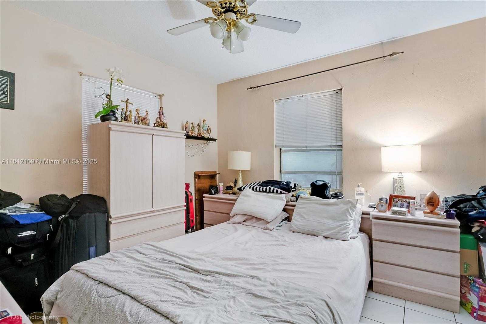 Small Image of 901 SOUTH WEST 34TH AVE, Miami Number 15